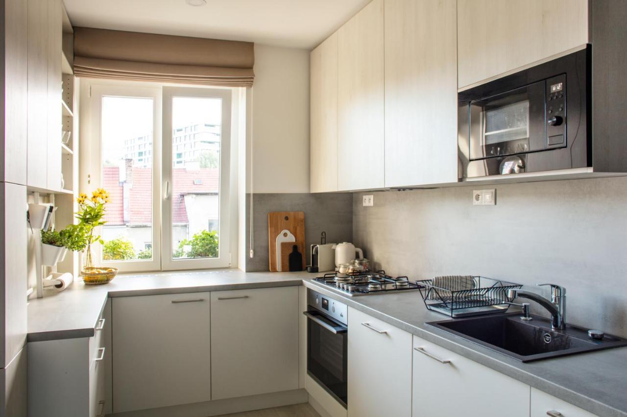 Light Room By Zoom Apartments Bratislava Bagian luar foto