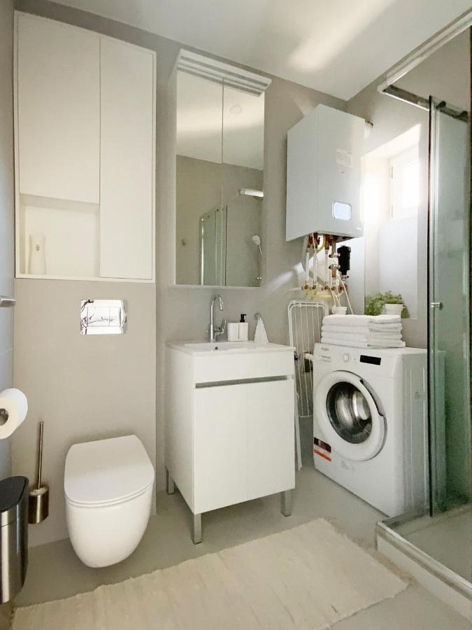 Light Room By Zoom Apartments Bratislava Bagian luar foto
