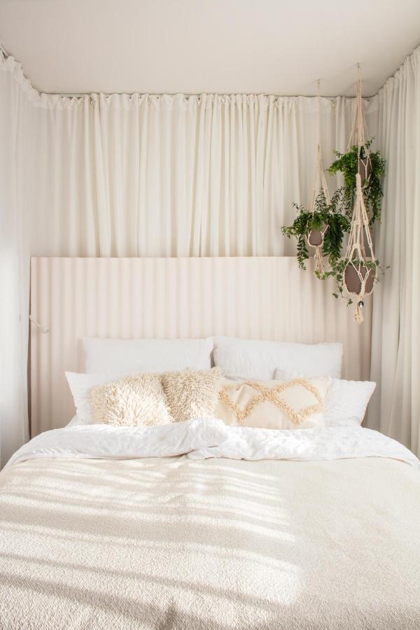 Light Room By Zoom Apartments Bratislava Bagian luar foto